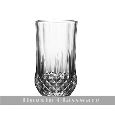 Čaša za piće s dijamantnim uzorkom